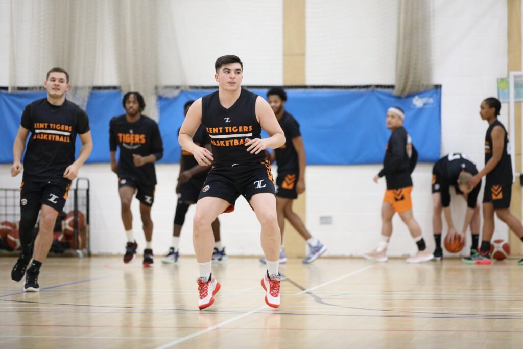 Kent Tigers Men's team training